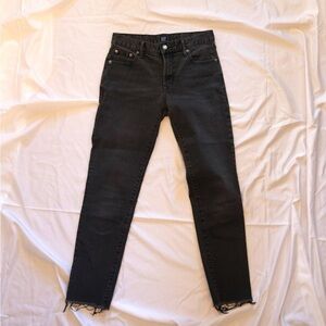 Gap 1969 Best Girlfriend Jeans